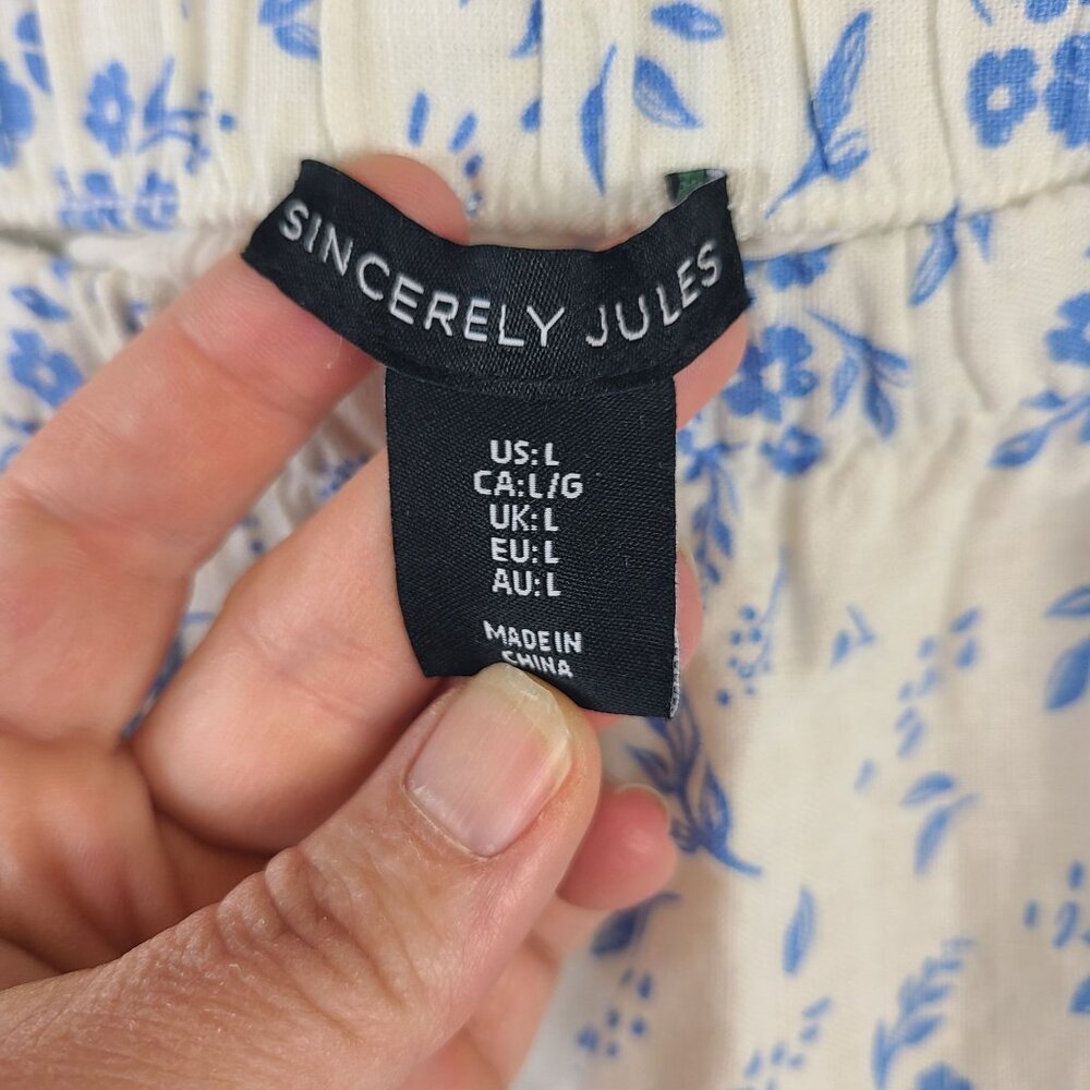 NEW Sincerely Jules Blue Floral Tiered Mini Skirt Rayon-Linen Blend Womens Sz L - Picture 3 of 8